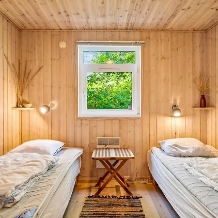 Casa de Férias Lovely On An Elevated Natural Plot With Large Terraces, Spa, Sauna And A Hot Tub Close To Forest, And Ebeltofts Charming Ebeltoft